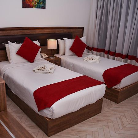 Petra Corner Hotel Экстерьер фото